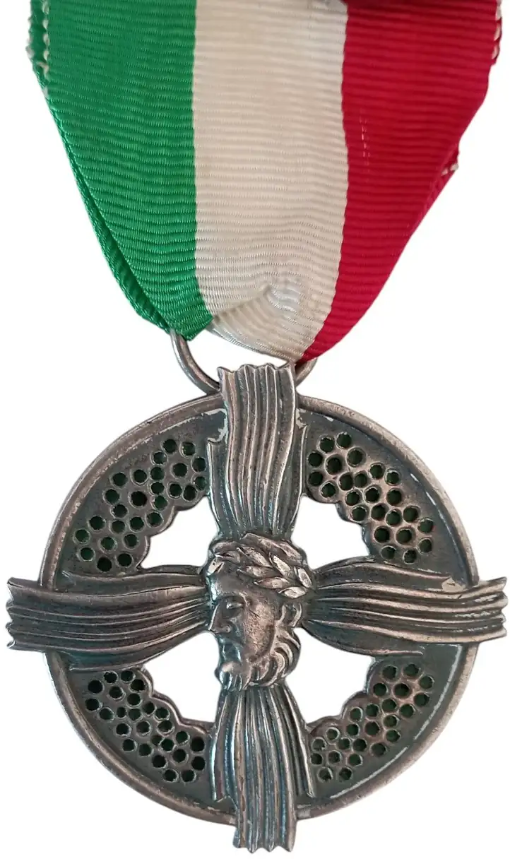 ORDER OF CULTURE, 2nd Class
