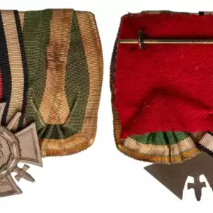 THE COLLECTION OF ORDERS AND MEDALS BARS - Bar of 2. 
