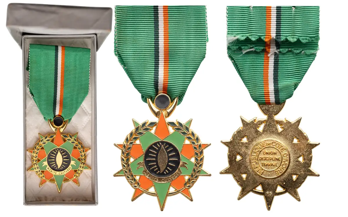 Medal of Cultural Merit