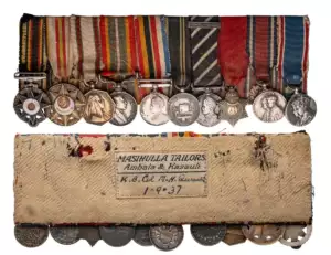 THE COLLECTION OF ORDERS AND MEDALS BARS - Bar of 10