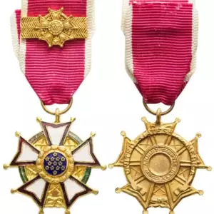 Legion of Merit, Chief Commander Miniature, instituted in 1942