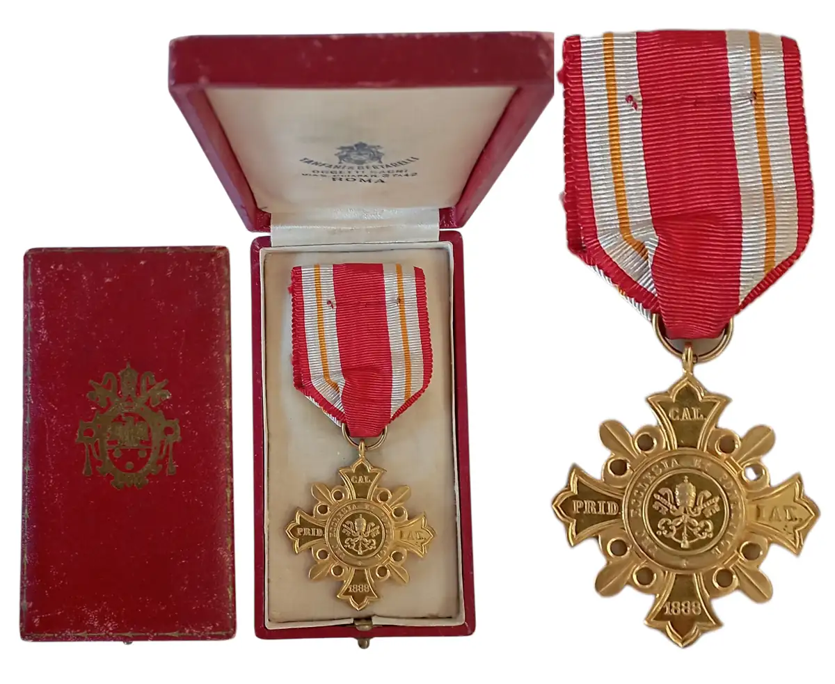 Cross of Honour Pro Ecclesia et Pontifice