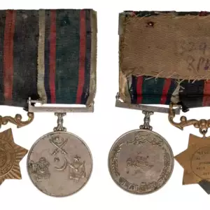 THE COLLECTION OF ORDERS AND MEDALS BARS - Bar of 3. 