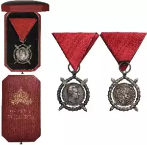 Order of Merit, Prince Ferdinand I issue, 3rd Model