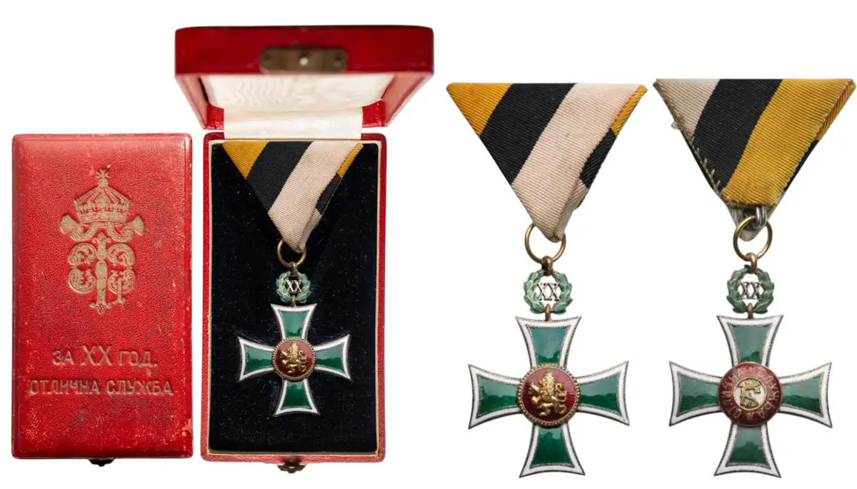Cross for XX Years of Faithful Service for Officers, Tsar Boris III issue
