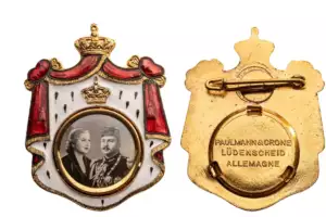 ROYAL MARIAGE BADGE OF KING FAROUK AND QUEEN NARRIMAN SADEK, 1951