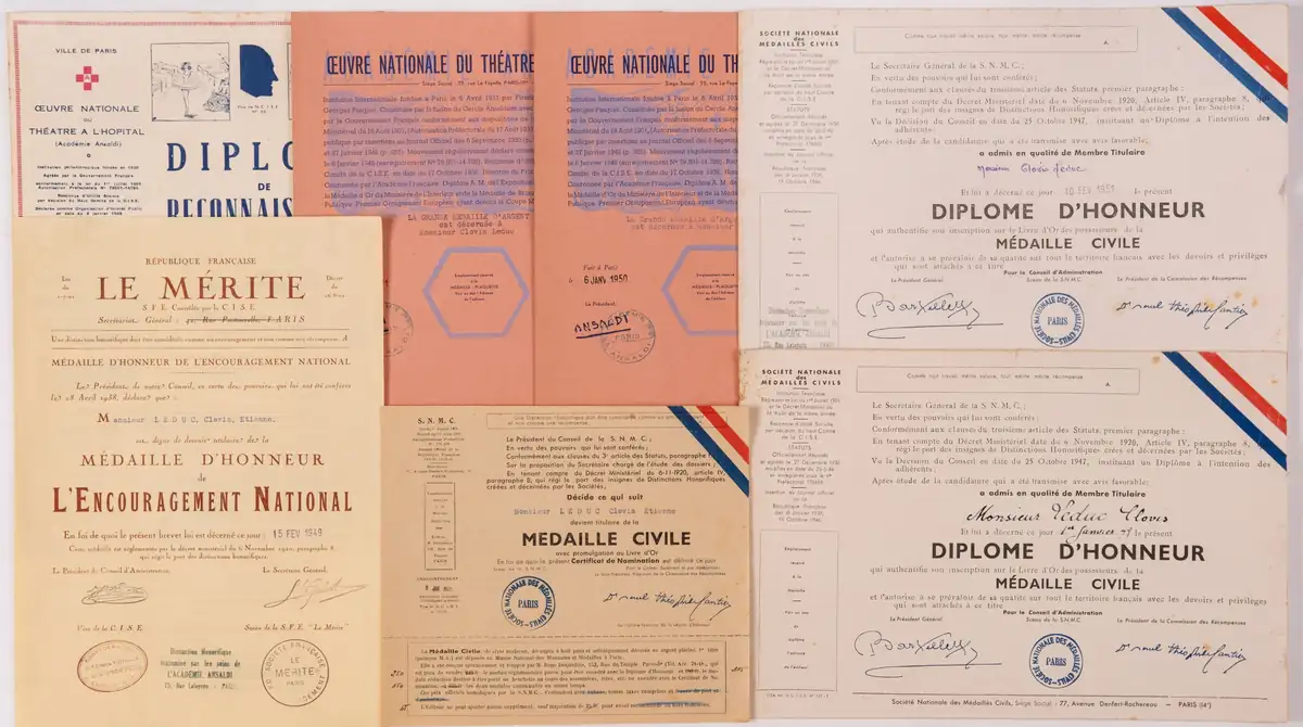 Group of Awarding Documents of a French Dandy