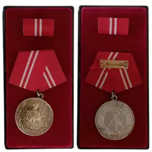 Medal for Faithfull Services in the Working Class Combat Groups